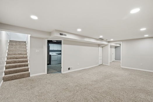 27-web-or-mls-7141 Bluecrest Dr-27