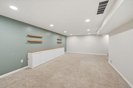 29-web-or-mls-7141 Bluecrest Dr-29