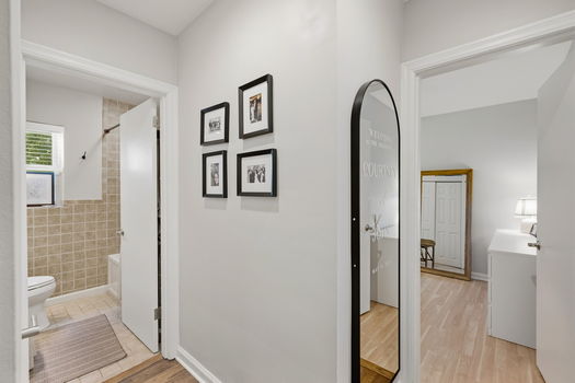 29-web-or-mls-7721 Naomi Ave-29