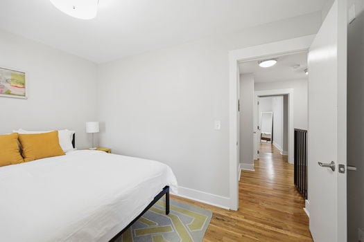30-web-or-mls-15 W 15th St B3-30