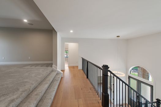 33-Upper Hallway