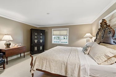35-web-or-mls-6626 Rollaway Rd-35