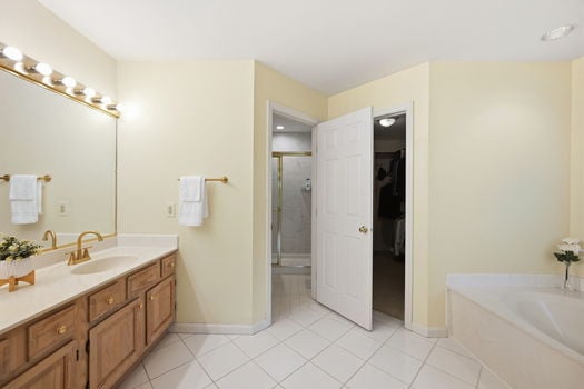35-web-or-mls-6865 Fox Hill Ln-35