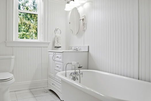 37-web-or-mls-2830 Madison Rd-37