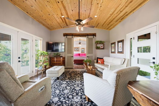 4-web-or-mls-5687 OH-221-4