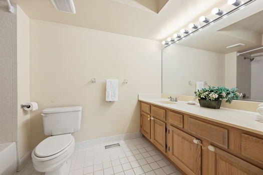 43-web-or-mls-6865 Fox Hill Ln-43