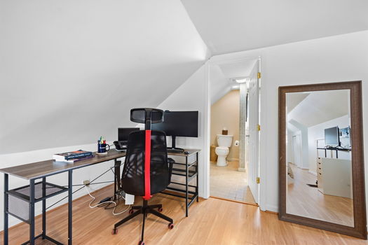 43-web-or-mls-7721 Naomi Ave-43