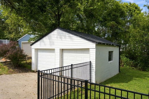 49-web-or-mls-1526 Marlowe Ave-49