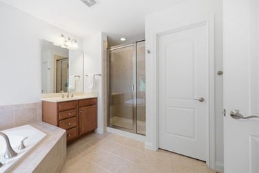 49-web-or-mls-6743 Woodland Reserve Ct-49