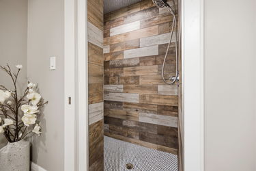 50-web-or-mls-208 Wade St-50