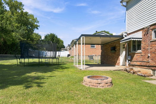 52-web-or-mls-979 Hilliard Dr-51