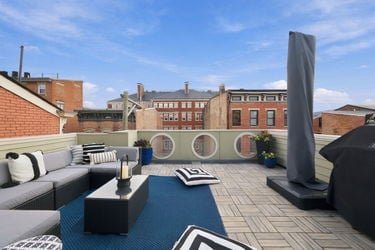 53-web-or-mls-208 Wade St-53