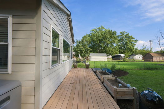 53-web-or-mls-7721 Naomi Ave-53