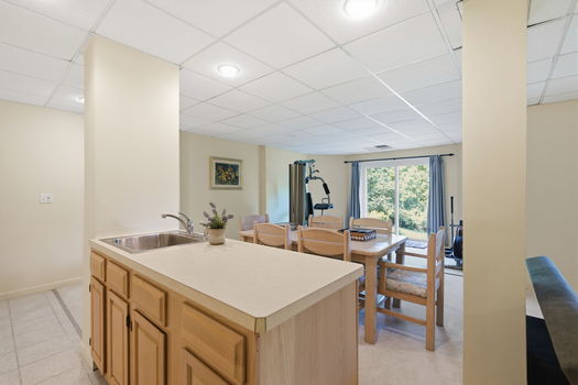 56-web-or-mls-6865 Fox Hill Ln-56