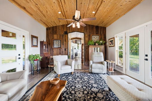 6-web-or-mls-5687 OH-221-6