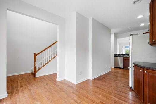 6-web-or-mls-7515 Ribbon Falls Ln-6