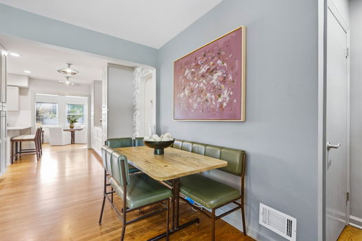 6-web-or-mls-7721 Naomi Ave-6