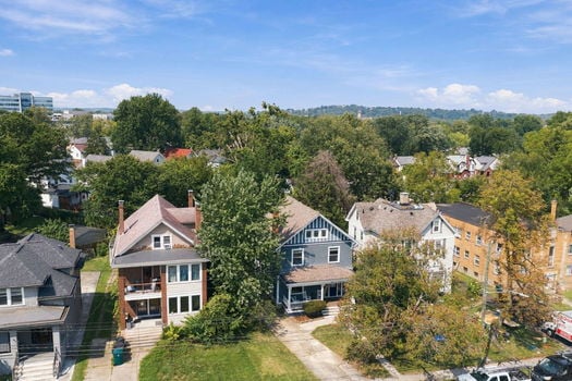 66-web-or-mls-2830 Madison Rd-66