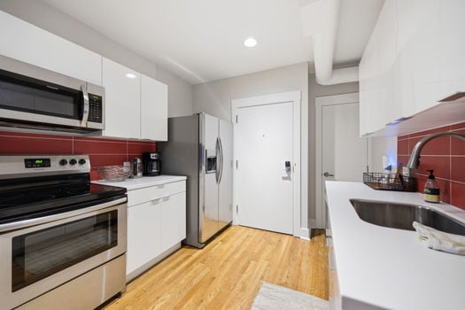 7-web-or-mls-15 W 15th St B3-7