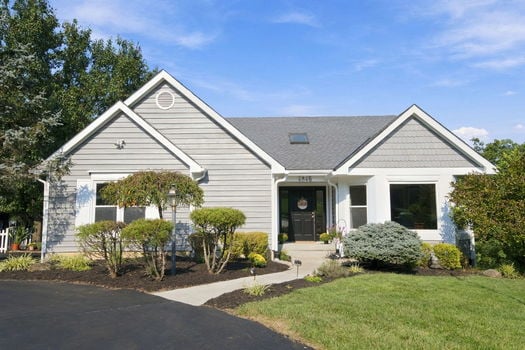 76-web-or-mls-6865 Fox Hill Ln-76