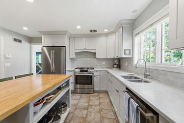 8-web-or-mls-6626 Rollaway Rd-8