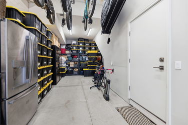 82-web-or-mls-208 Wade St-82