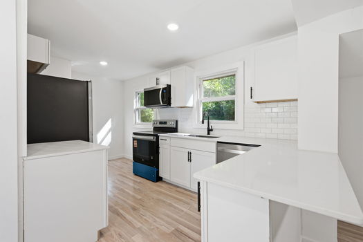 10-web-or-mls-6236 Stewart Rd-10