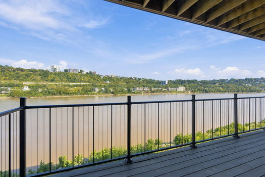 14-web-or-mls-739 Manhattan Blvd-14