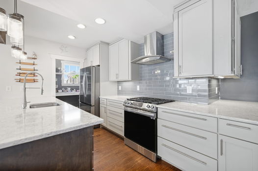 16-web-or-mls-35 Sterling Ave-16