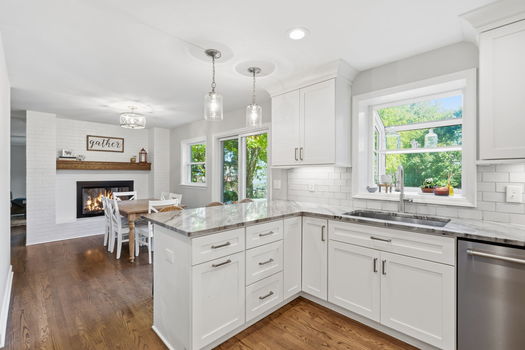 18-web-or-mls-5705 Charteroak Dr-18