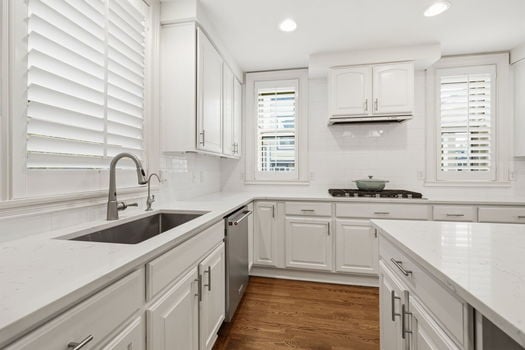 19-web-or-mls-4302 Floral Ave-19