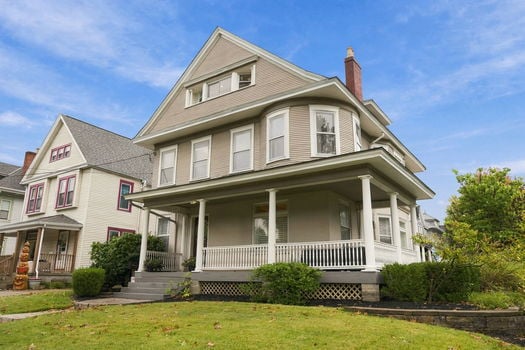 2-web-or-mls-4302 Floral Ave-2