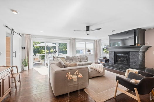 20-web-or-mls-35 Sterling Ave-20