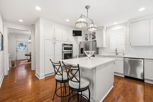 22-web-or-mls-4302 Floral Ave-22