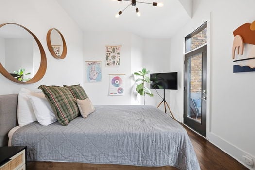 22-web-or-mls-531 Milton St-22