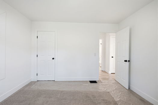 23-web-or-mls-6236 Stewart Rd-23