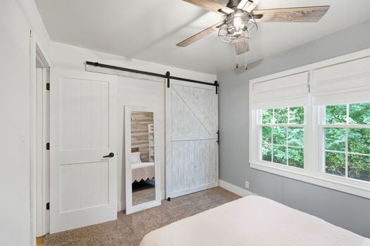 23-web-or-mls-6994 Mayfield Ave-23