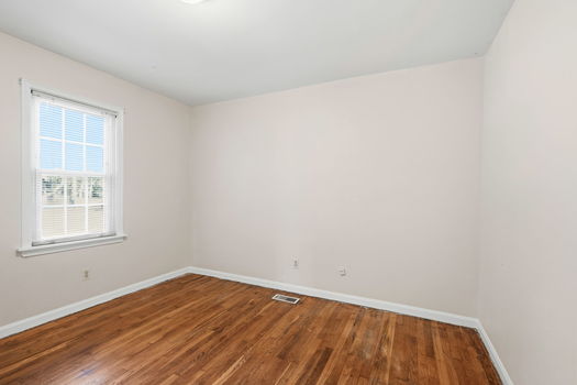 24-web-or-mls-4037 Alexander Ln-24