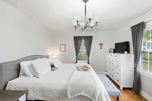 25-web-or-mls-6994 Mayfield Ave-25