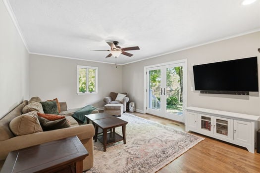 26-web-or-mls-5705 Charteroak Dr-26