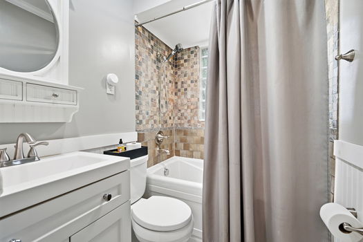 27-web-or-mls-6994 Mayfield Ave-27