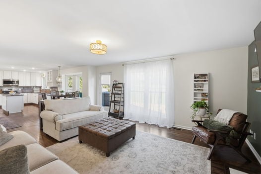 28-web-or-mls-5018 Midfield Rd-28
