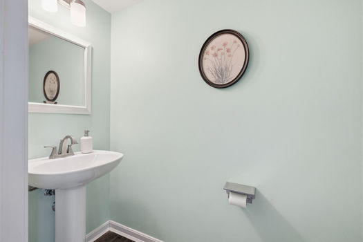 31-web-or-mls-5018 Midfield Rd-31
