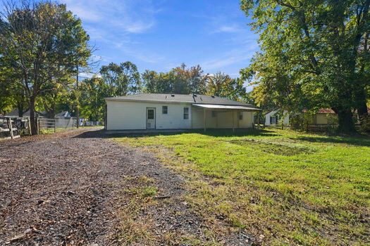 37-web-or-mls-4037 Alexander Ln-37