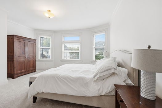 37-web-or-mls-4302 Floral Ave-37