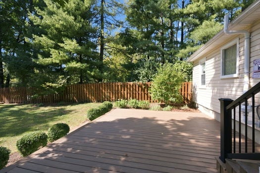38-web-or-mls-6994 Mayfield Ave-38