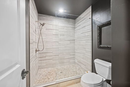 43-web-or-mls-35 Sterling Ave-43
