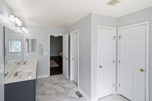 44-web-or-mls-5018 Midfield Rd-44