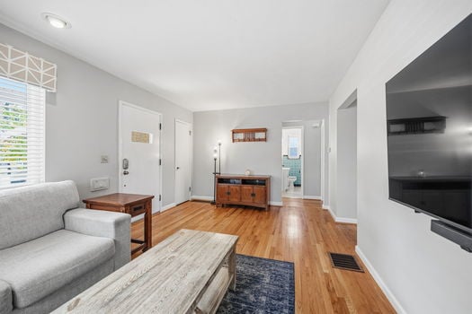 5-web-or-mls-4632 Orchard Ln-5