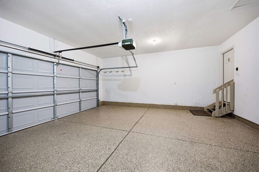52-web-or-mls-105 Old Carriage Ct-52